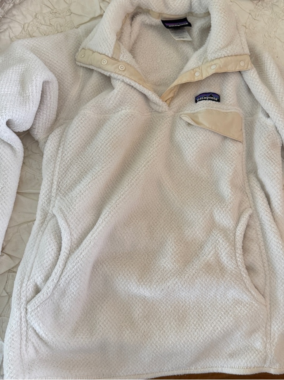 Patagonia White Fleece Snap-T Pullover